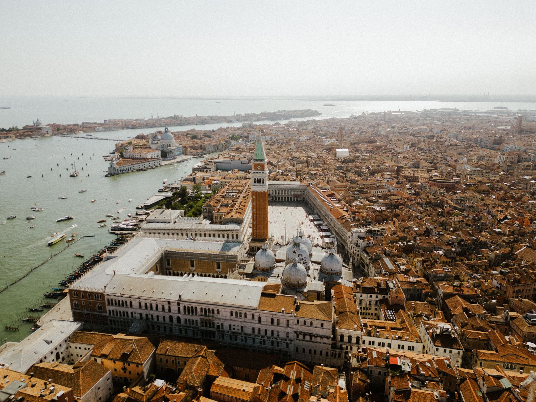 How Was Venice Drawn from Above in 1500?